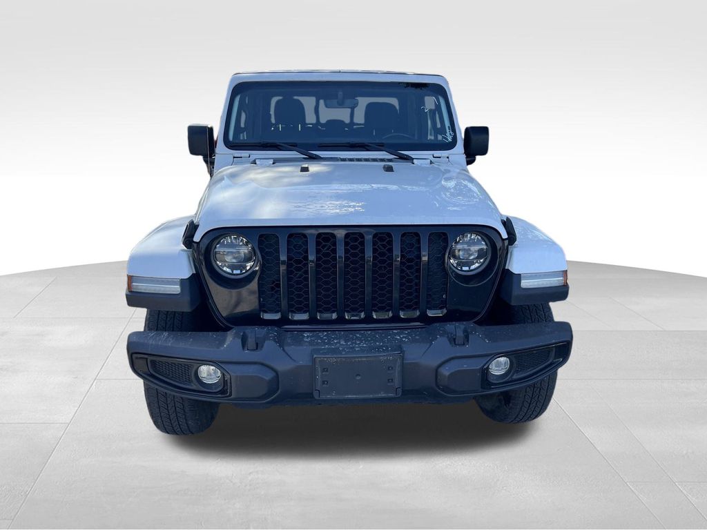 used 2022 Jeep Gladiator car, priced at $27,849