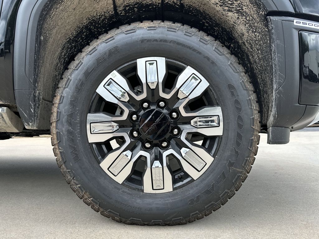 new 2025 GMC Sierra 2500HD car, priced at $85,039