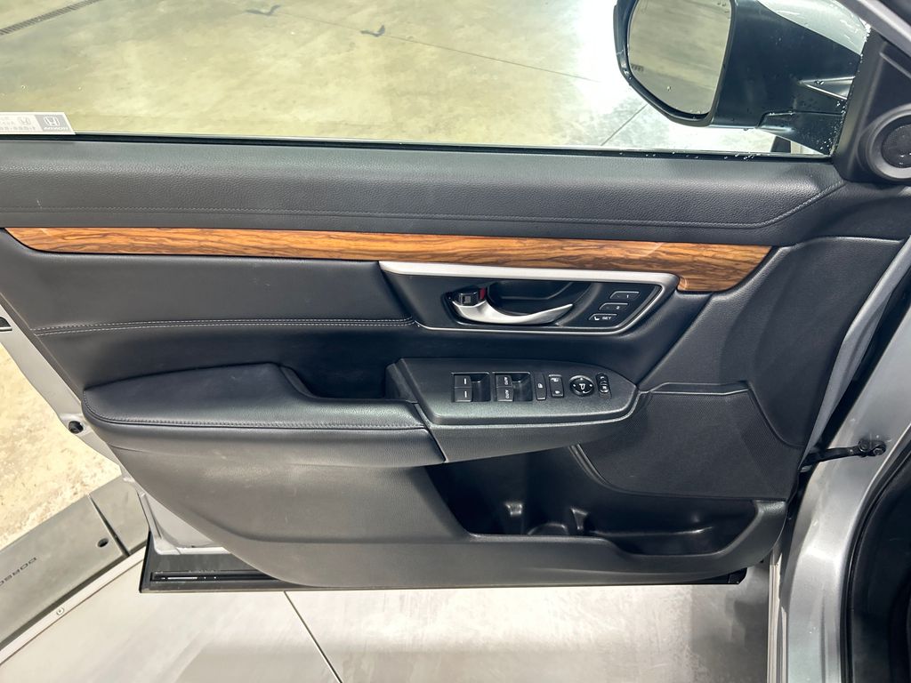 used 2018 Honda CR-V car, priced at $24,568