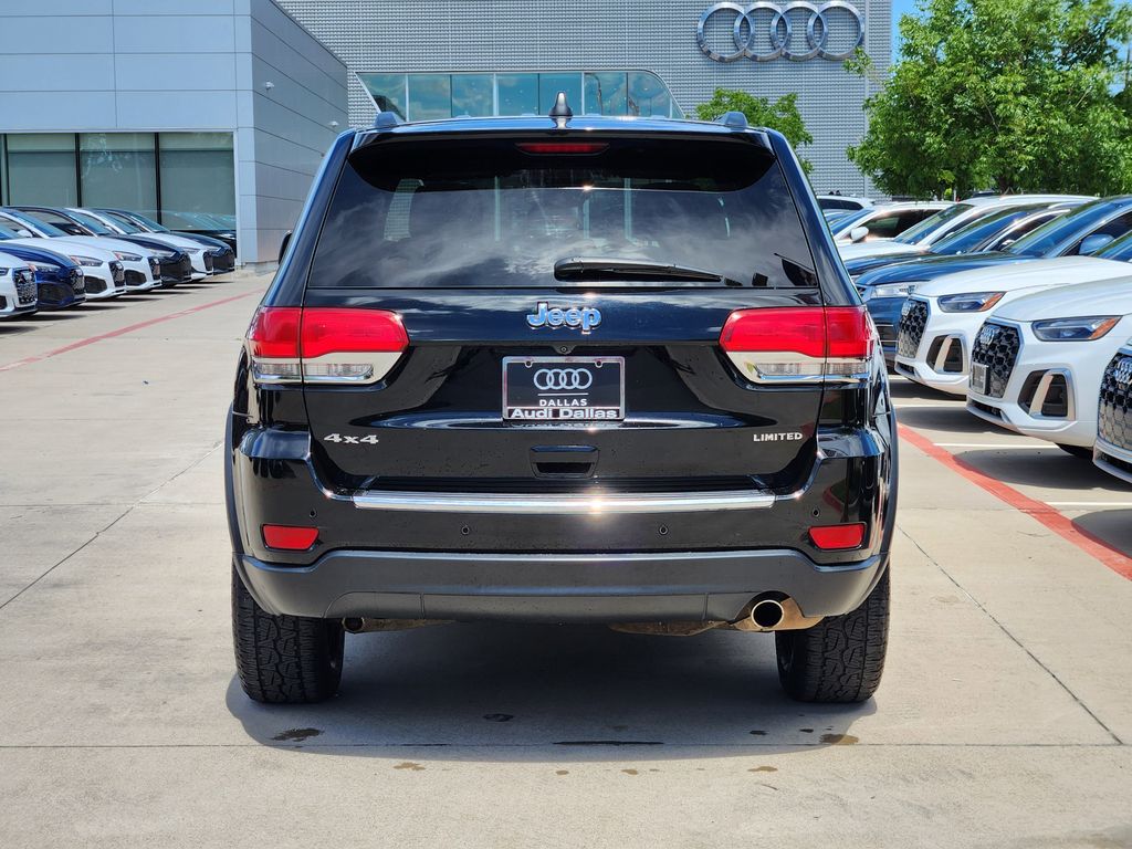 used 2018 Jeep Grand Cherokee car, priced at $13,392