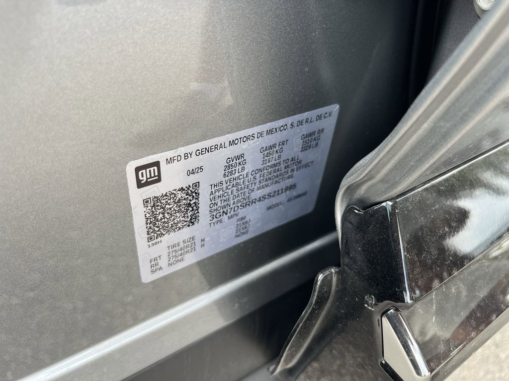 new 2025 Chevrolet Equinox EV car, priced at $51,101