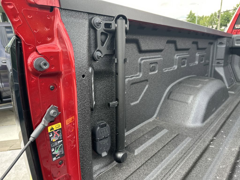 new 2025 GMC Sierra 2500HD car, priced at $87,084
