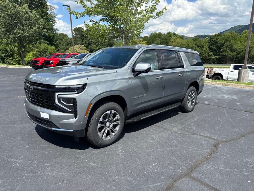 new 2025 Chevrolet Suburban car, priced at $69,445