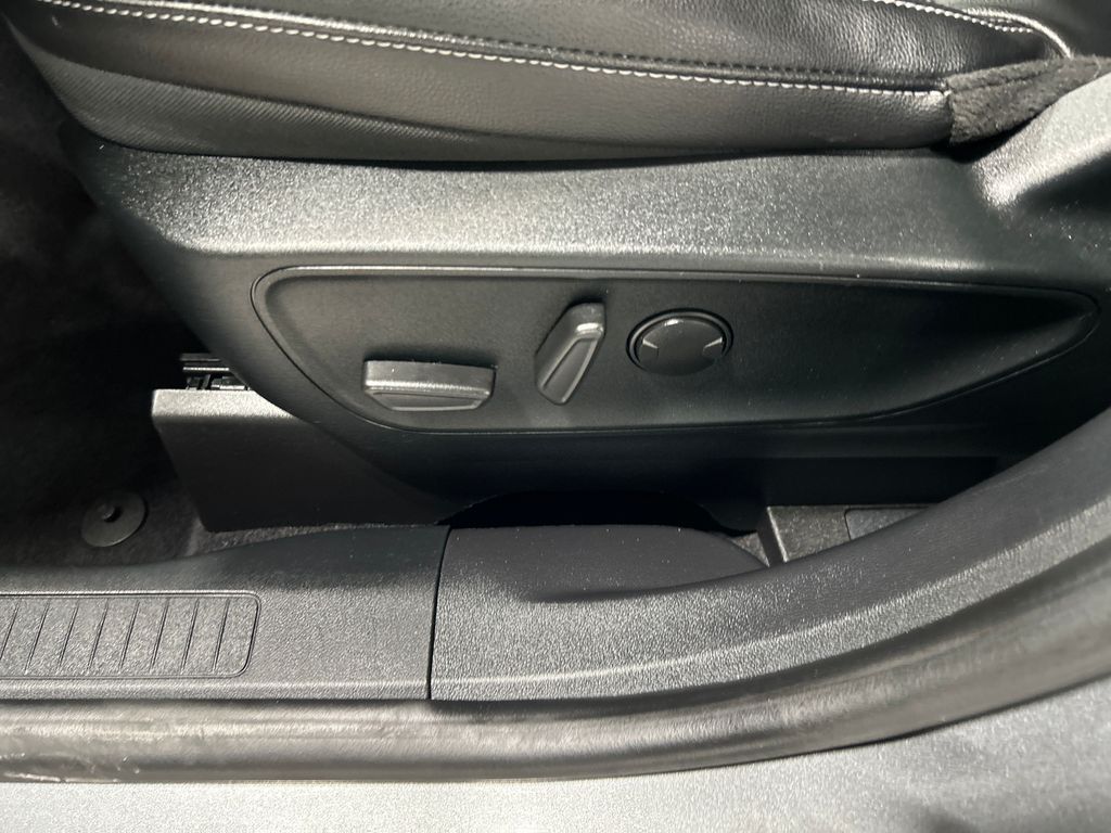 used 2022 Ford Escape car, priced at $26,163