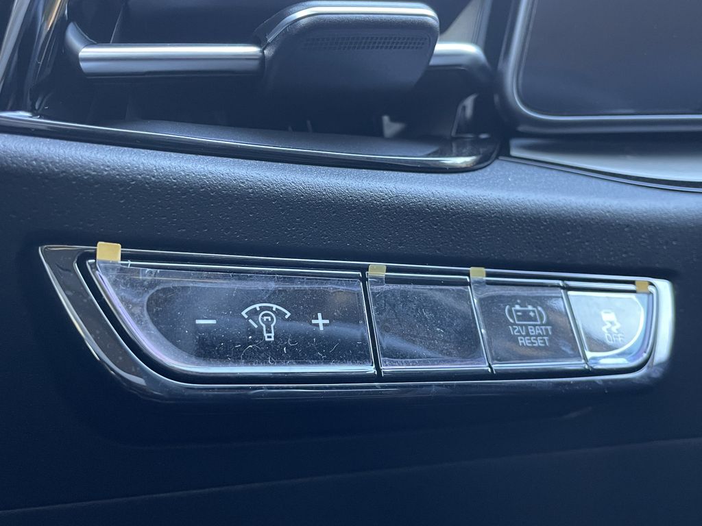 new 2025 Kia Niro car, priced at $29,867