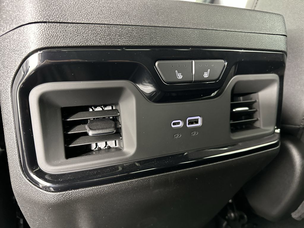 new 2025 GMC Sierra 2500HD car, priced at $87,134