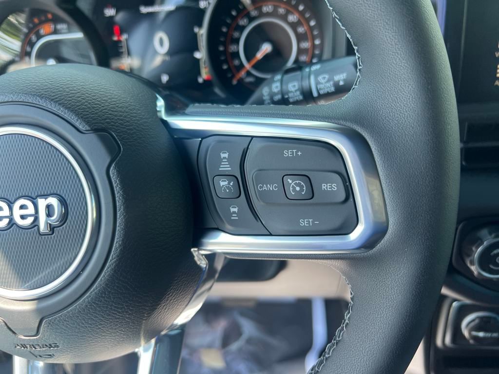 new 2025 Jeep Wrangler car, priced at $53,990