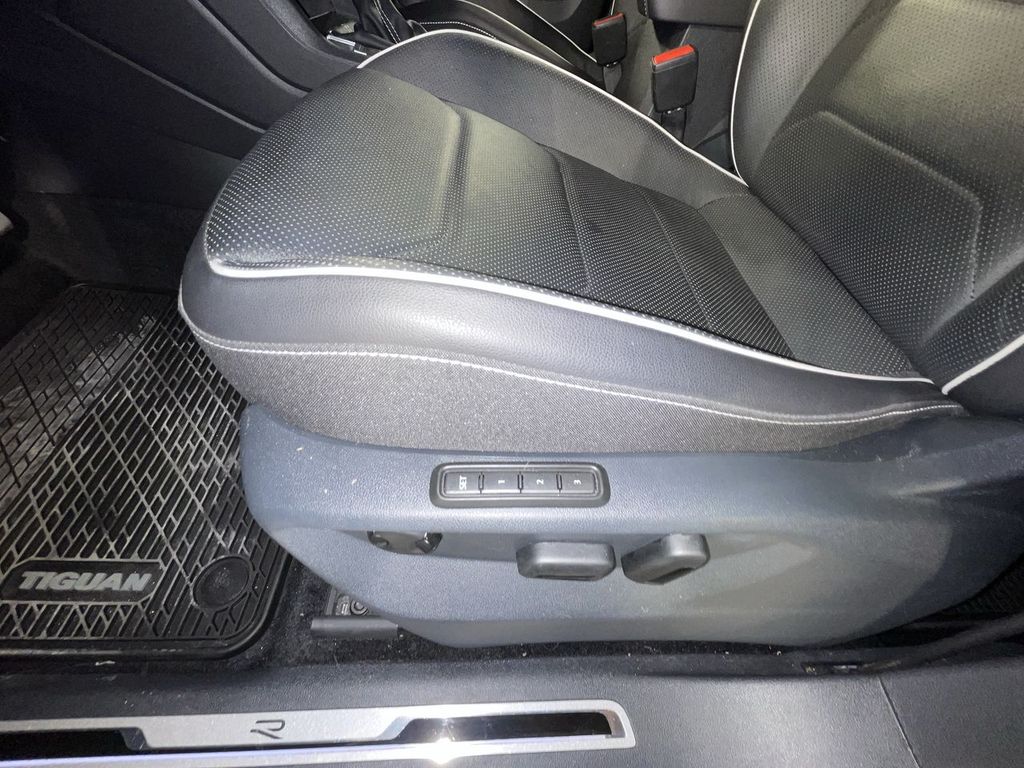 used 2022 Volkswagen Tiguan car, priced at $27,983