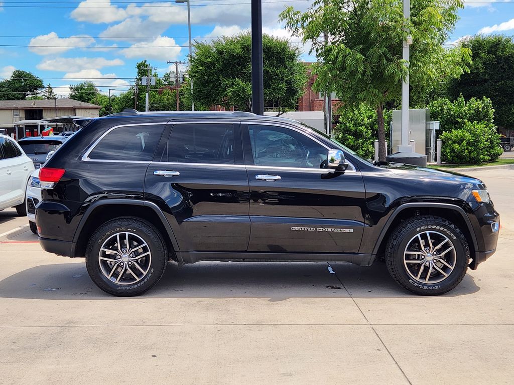 used 2018 Jeep Grand Cherokee car, priced at $13,392