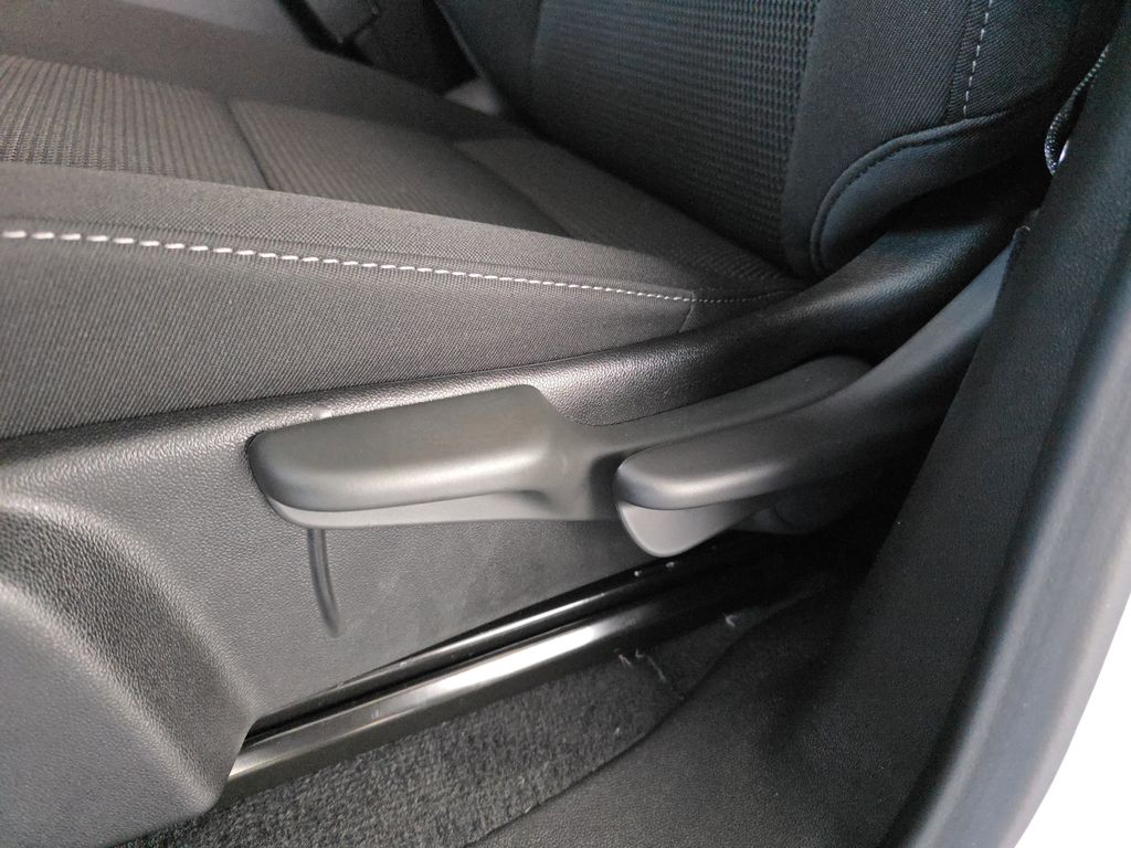 new 2025 GMC Canyon car, priced at $37,652