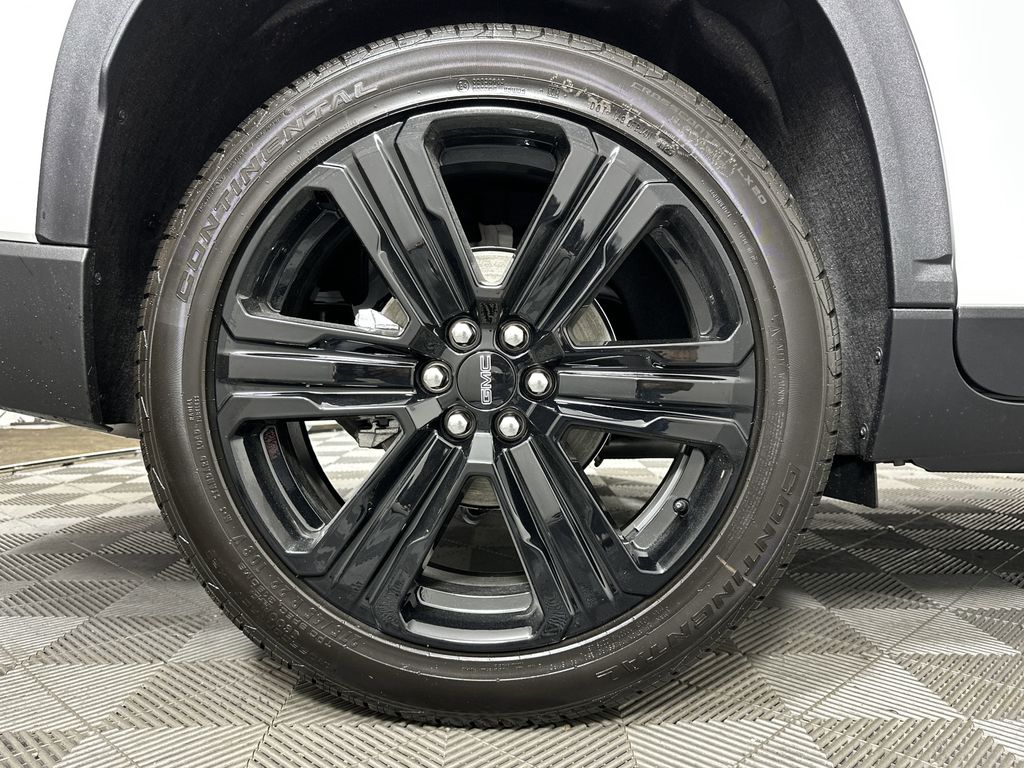new 2025 GMC Acadia car, priced at $50,129