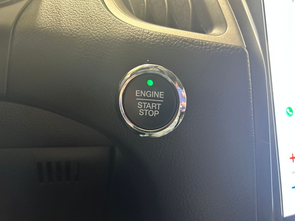 used 2022 Ford Edge car, priced at $28,812