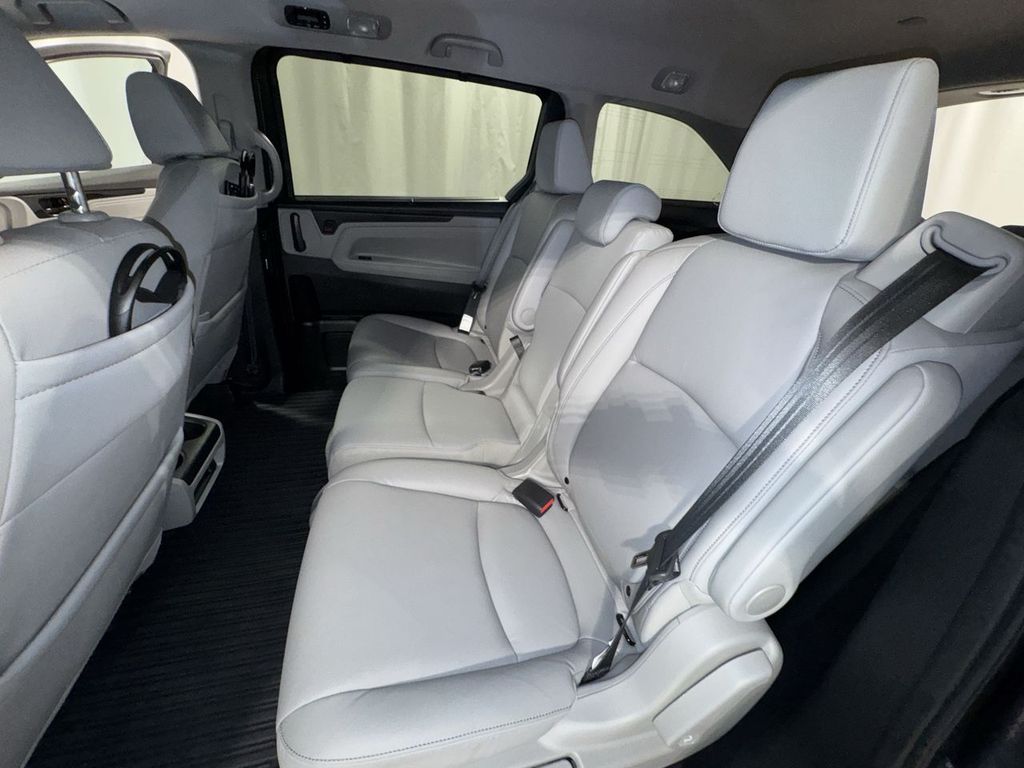 used 2024 Honda Odyssey car, priced at $39,903