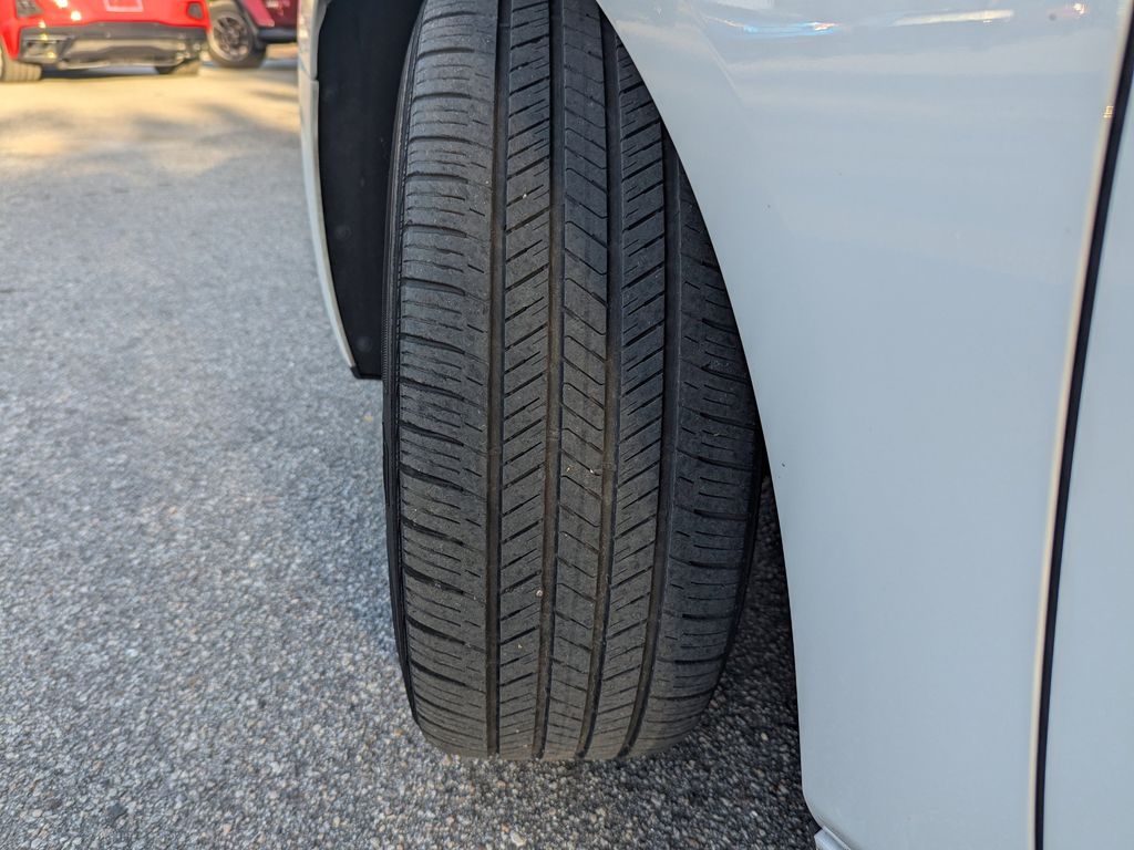 used 2024 Chevrolet Malibu car, priced at $17,991