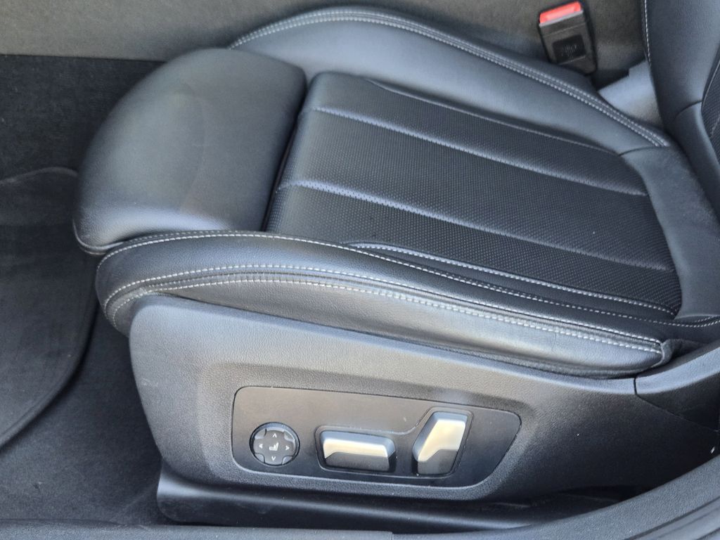 used 2023 BMW 3-Series car, priced at $31,994