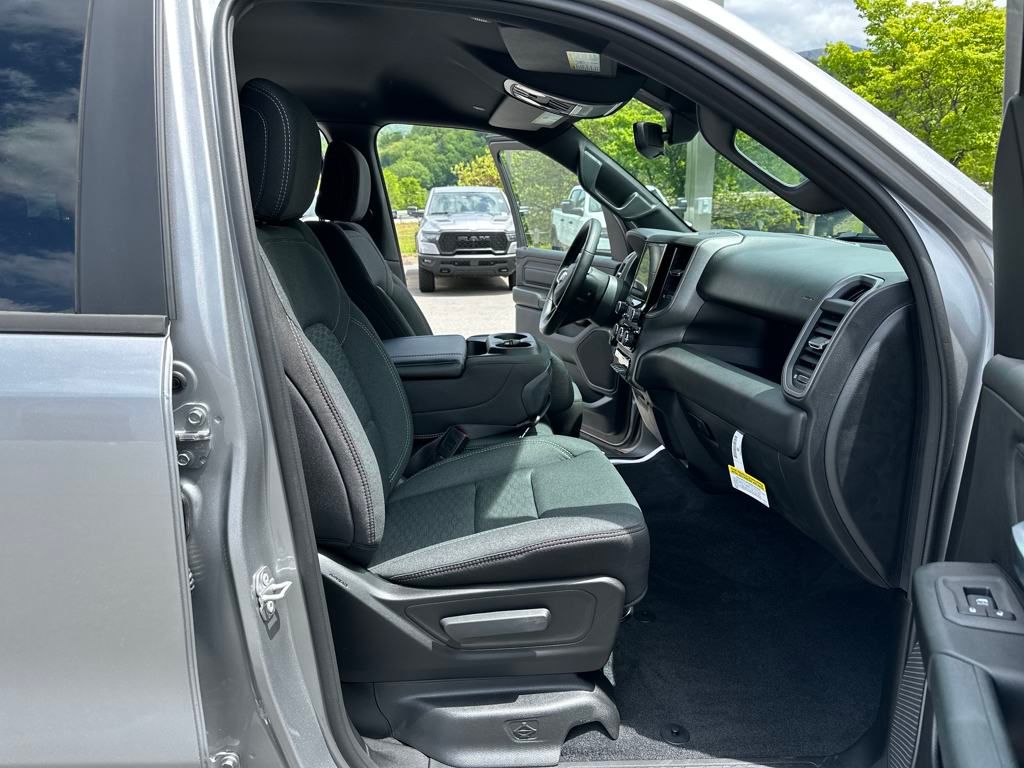 new 2025 Ram 1500 car, priced at $40,990