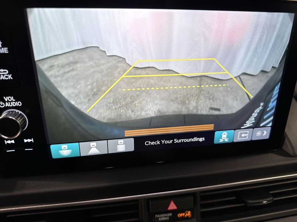 new 2025 Honda Pilot car, priced at $47,095