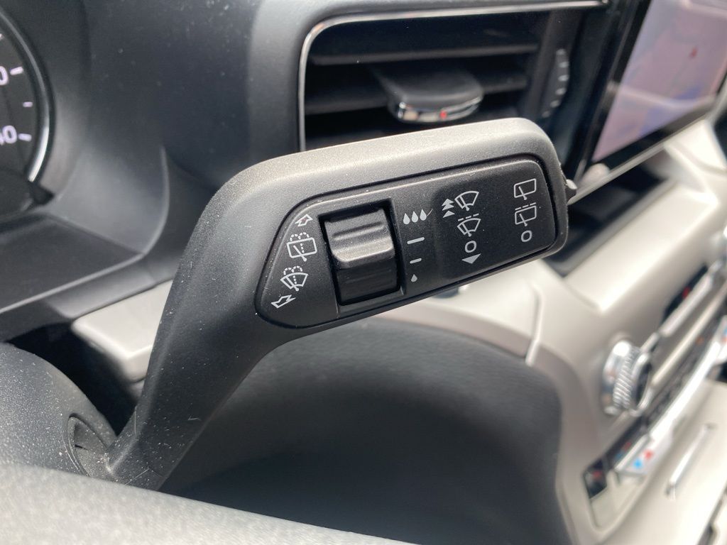 used 2022 Ford Explorer car, priced at $31,995