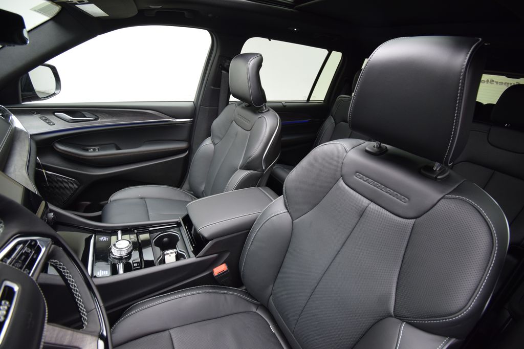 new 2025 Jeep Grand Cherokee L car, priced at $57,219