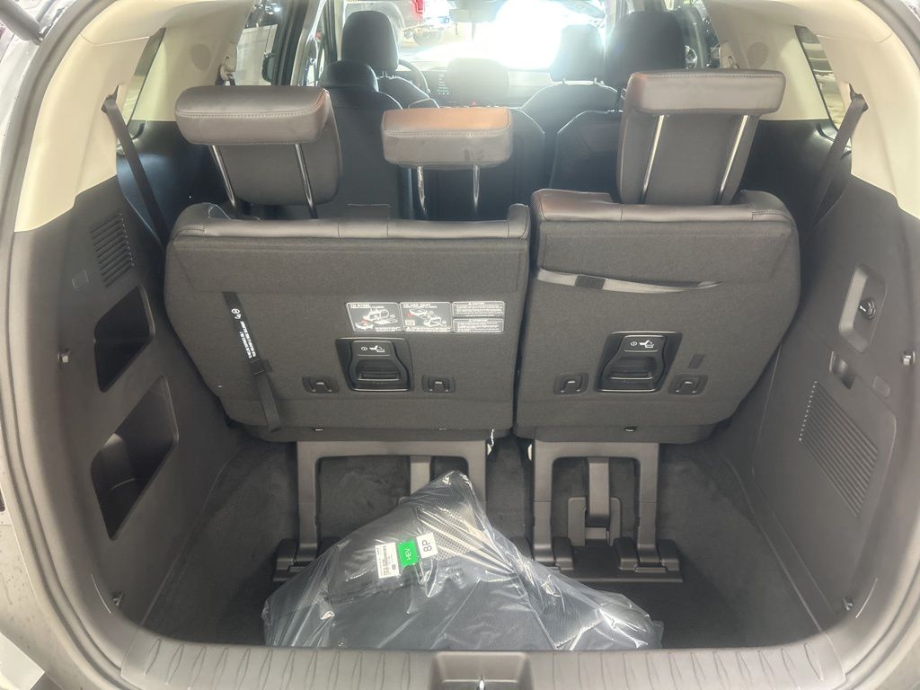 new 2026 Kia Carnival Hybrid car, priced at $45,385