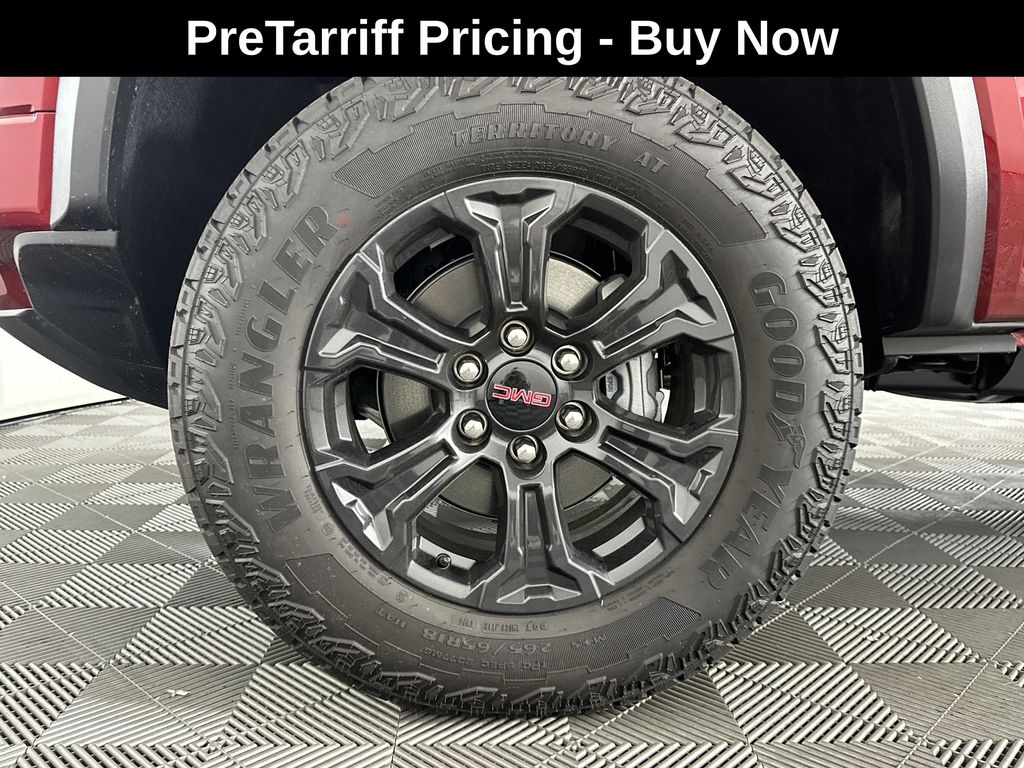 new 2025 GMC Canyon car, priced at $40,995