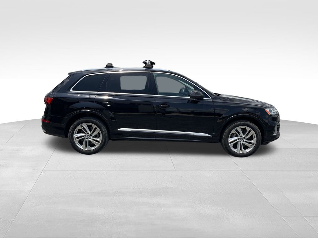 used 2020 Audi Q7 car, priced at $26,492