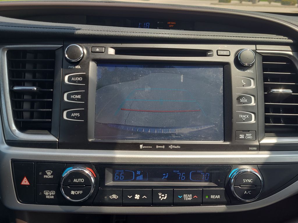 used 2019 Toyota Highlander car, priced at $29,986