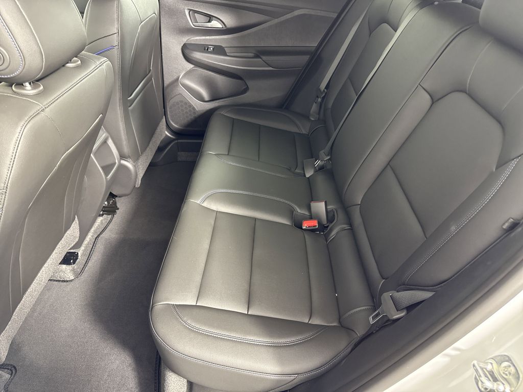 new 2025 Buick Envista car, priced at $29,075