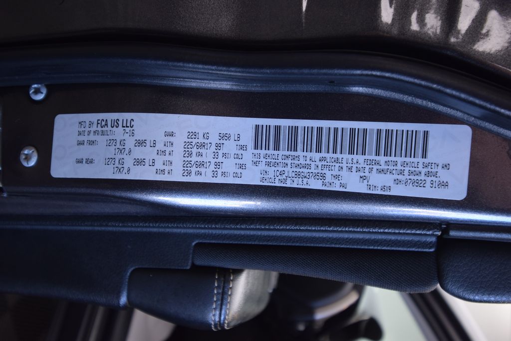 used 2016 Jeep Cherokee car, priced at $10,095