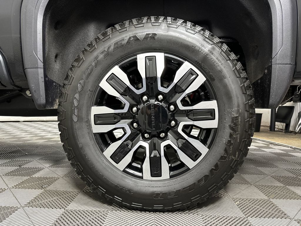 new 2025 GMC Sierra 2500HD car, priced at $94,014