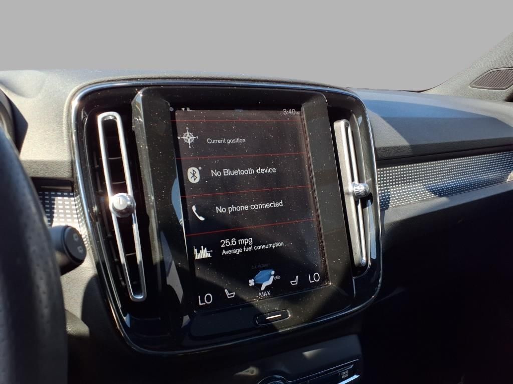 used 2019 Volvo XC40 car, priced at $18,111