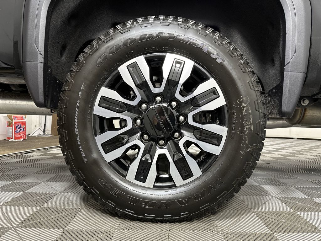 new 2025 GMC Sierra 2500HD car, priced at $94,014