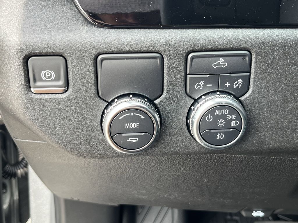new 2025 GMC Sierra 1500 car, priced at $54,490