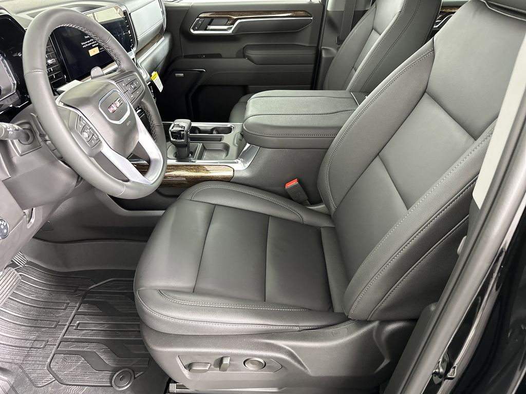 new 2025 GMC Sierra 1500 car, priced at $62,224