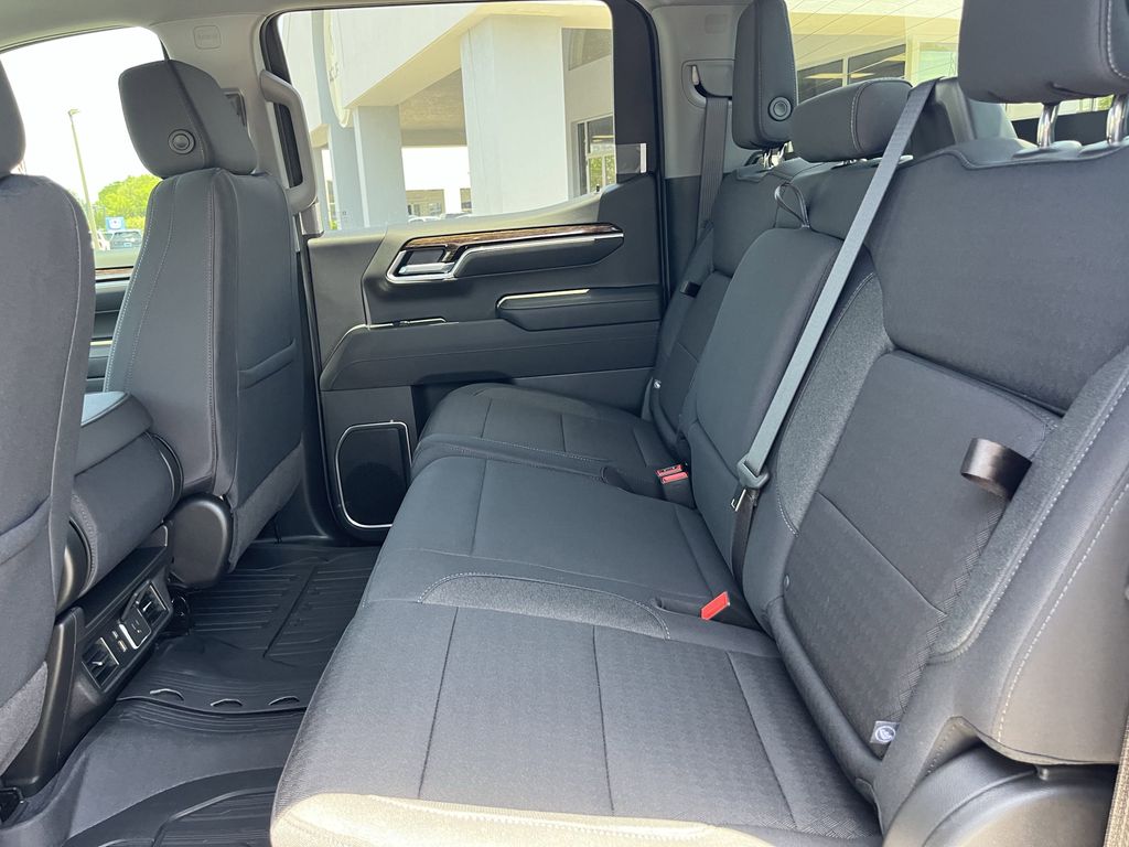 new 2025 GMC Sierra 1500 car, priced at $54,690
