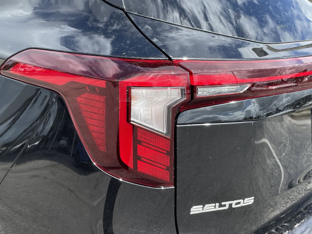 new 2025 Kia Seltos car, priced at $24,958