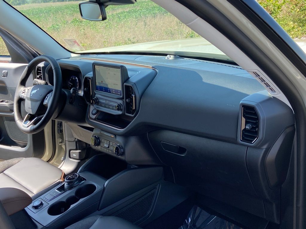 new 2024 Ford Bronco Sport car, priced at $35,965