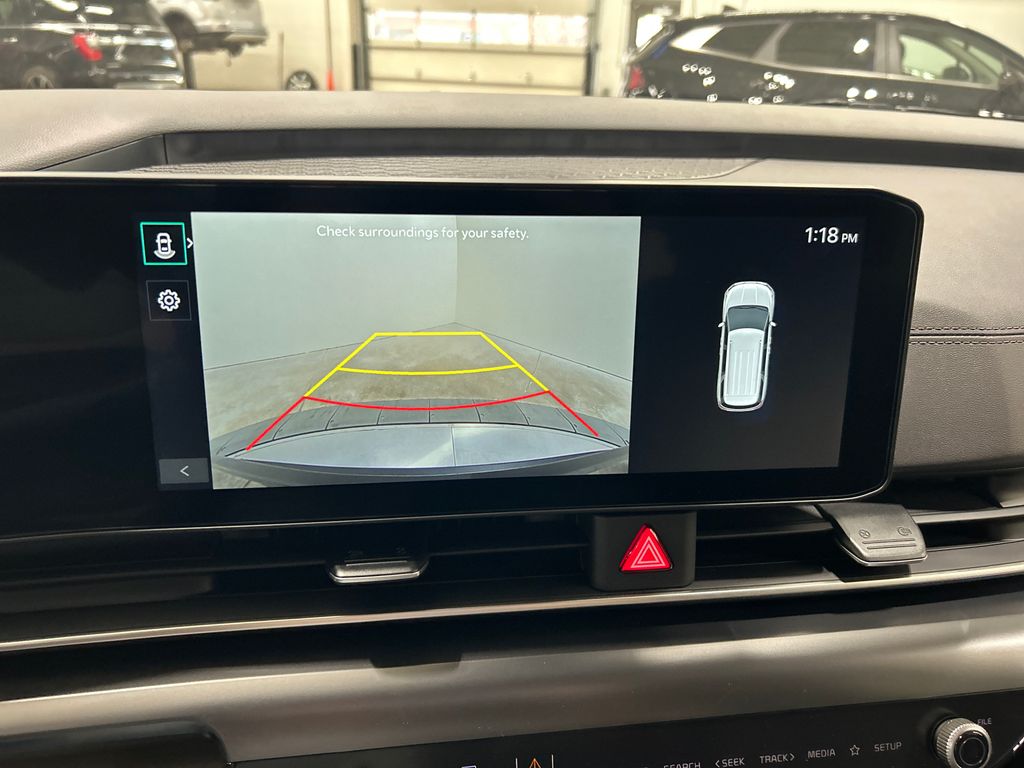 new 2025 Kia Carnival car, priced at $40,870