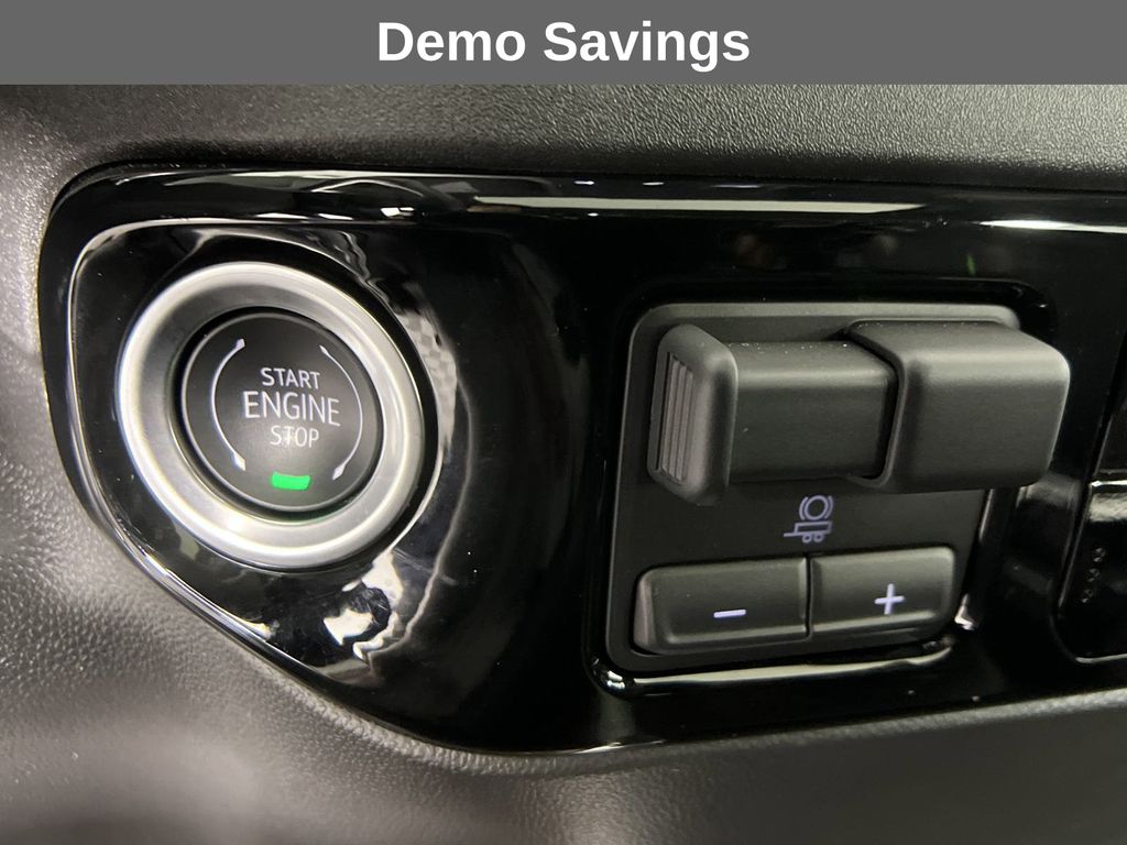 new 2025 GMC Sierra 1500 car, priced at $58,230