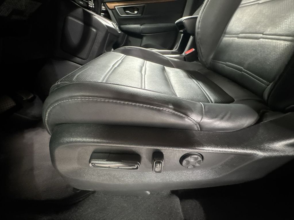 used 2020 Honda CR-V car, priced at $25,621