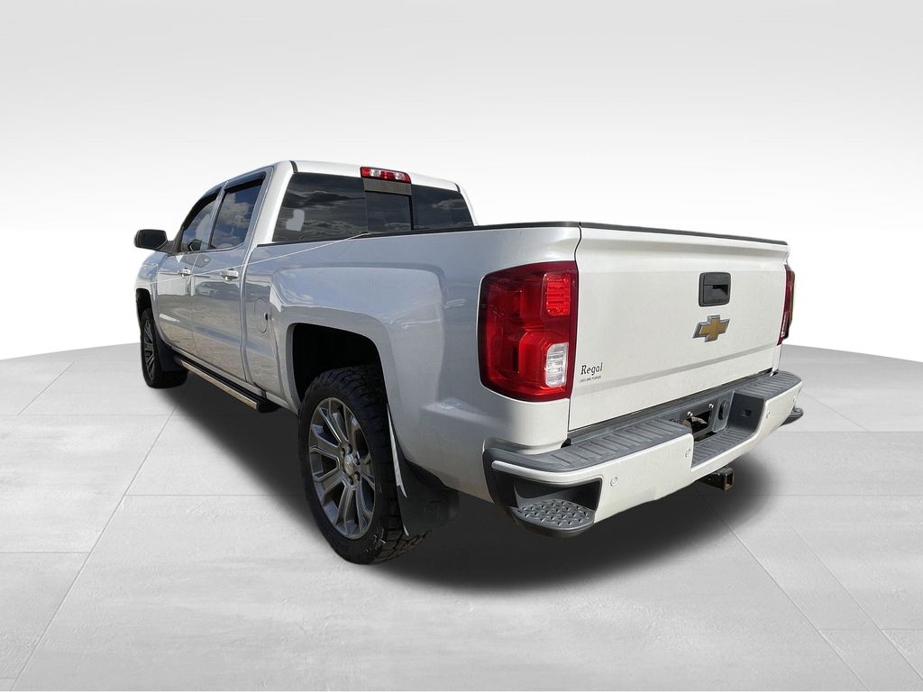 used 2018 Chevrolet Silverado 1500 car, priced at $33,991