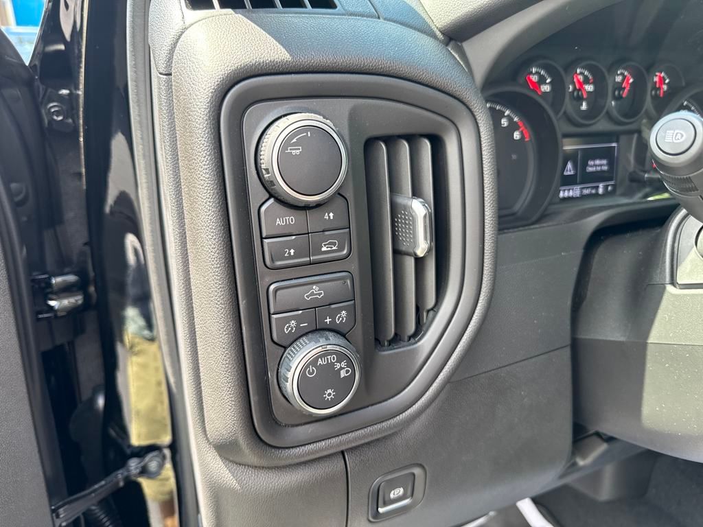 new 2025 Chevrolet Silverado 1500 car, priced at $47,790