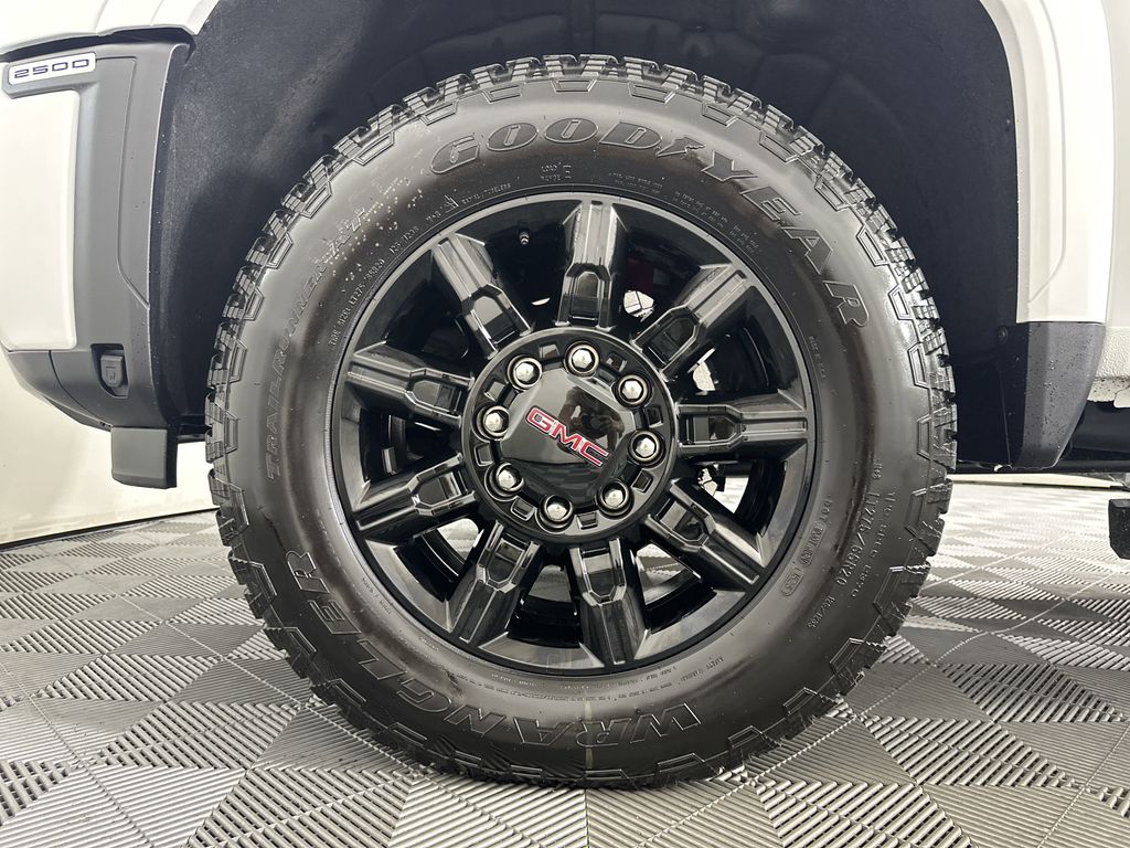 new 2025 GMC Sierra 2500HD car, priced at $86,141