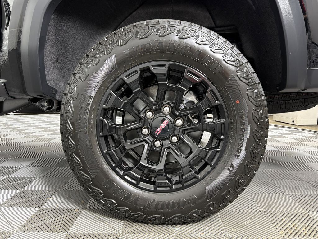 new 2026 GMC Canyon car, priced at $41,575