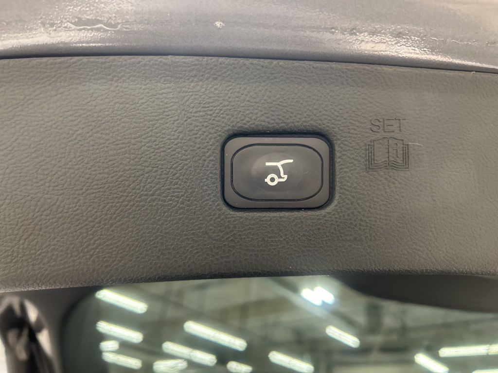 used 2022 Ford Edge car, priced at $28,469