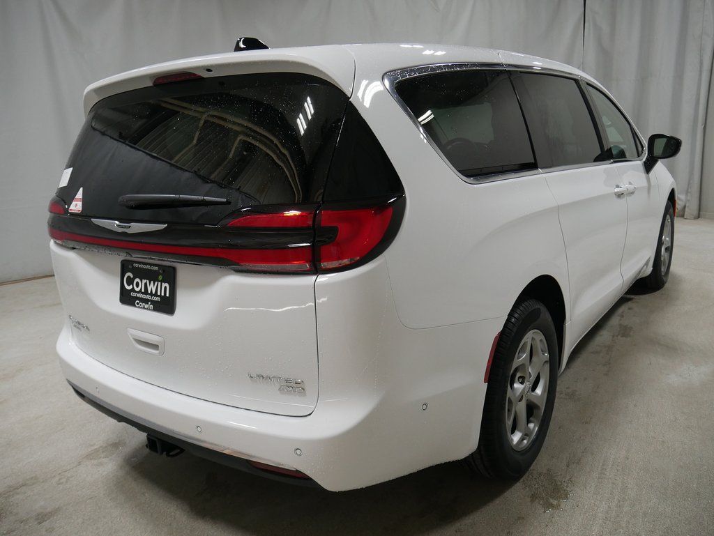 new 2024 Chrysler Pacifica car, priced at $48,310