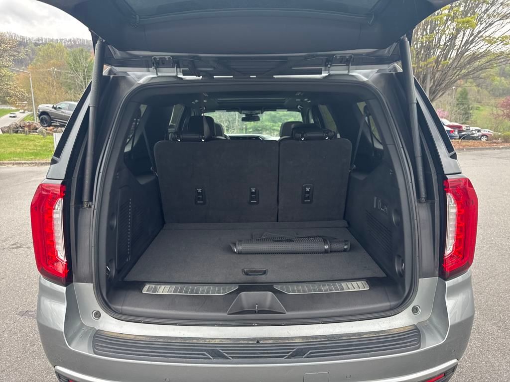 used 2023 GMC Yukon XL car, priced at $63,699