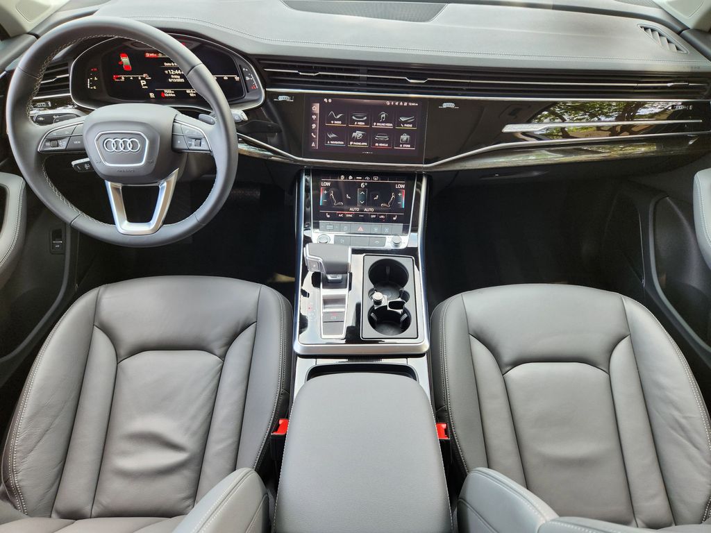 used 2025 Audi Q7 car, priced at $57,991