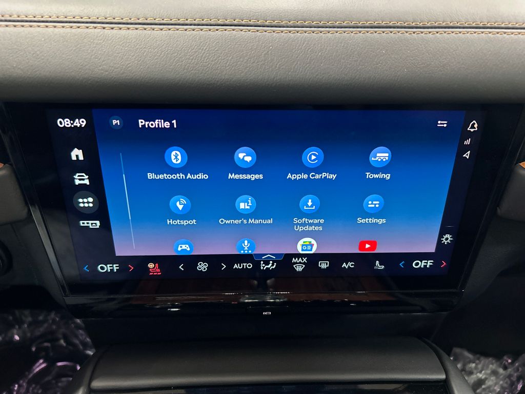 new 2025 Lincoln Navigator car, priced at $121,730