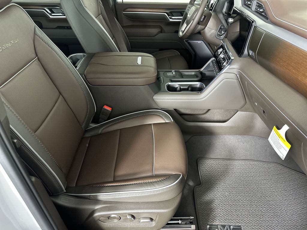 new 2025 GMC Sierra 2500HD car, priced at $87,090